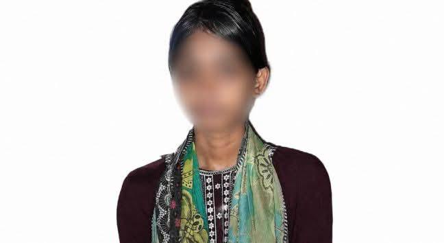 রাজশাহীতে পাটখেতে নিয়ে তরুণীকে দলবদ্ধ ধর্ষণ, ৩ জনের বিরুদ্ধে মামলা